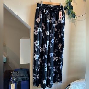 Yado Pants NWT
